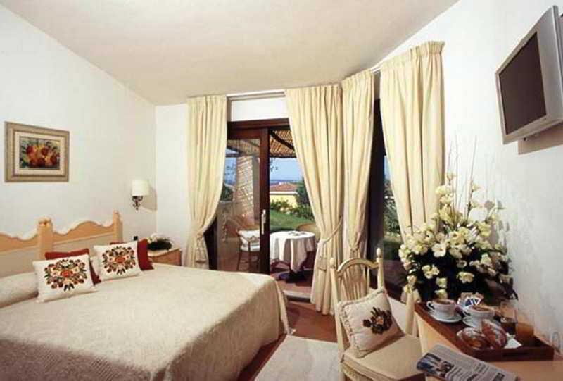 Hotel Stelle Marine Cannigione Exterior foto